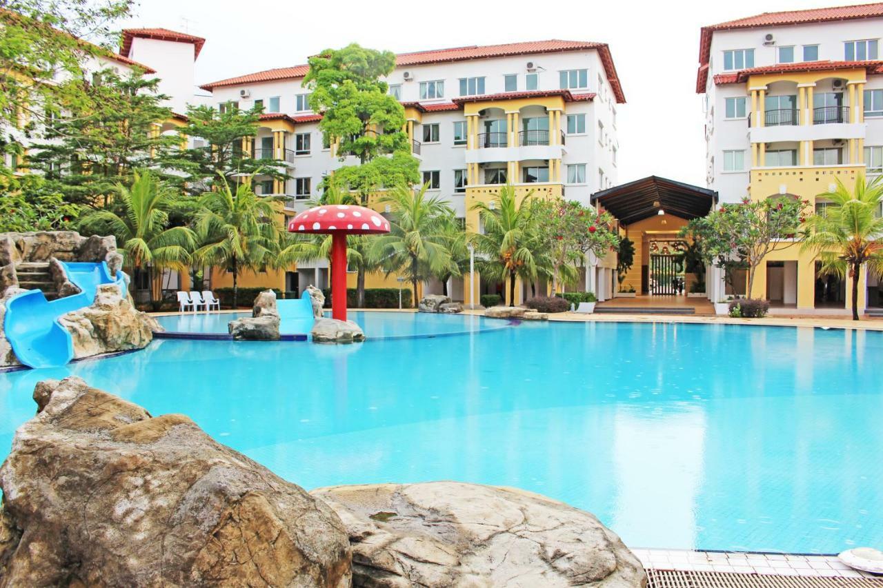 Tiara Desaru Resort Exterior photo